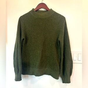 Patagonia Off Country Mock Neck sweater. Forest green, chunky knit. Small.